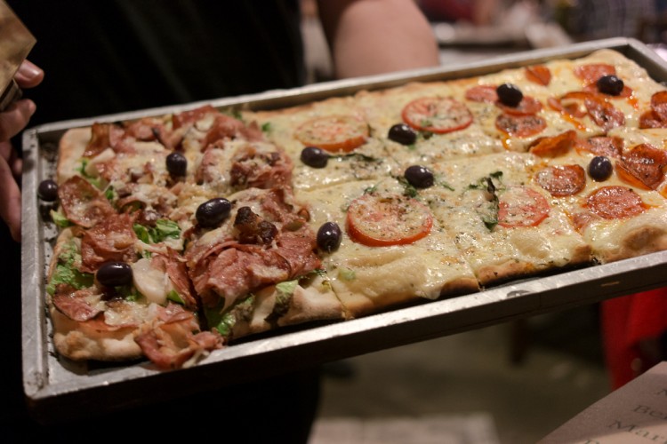 BENDITA MARIA – Pizza por metro!