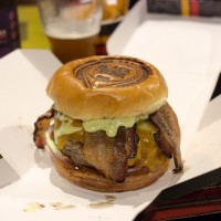 BLACK TRUNK BRASIL – Excelentes hambúrgueres na Mooca!