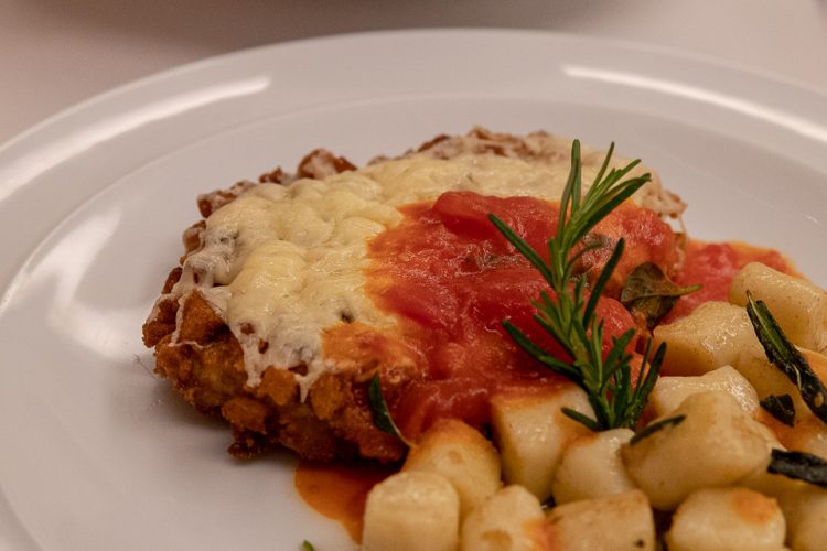 AGUZZO – Um restaurante italiano incrível!