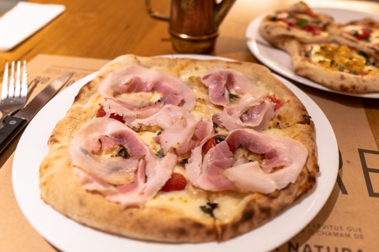 FIOR DI GRANO – Pizzas artesanais com ambiente moderno!