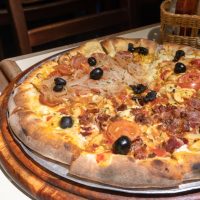 PIZZARIA COPAN –  Pizzas e massas dentro no edifício Copan!