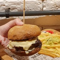 ROYAL MEAT – Uma hamburgueria para conhecer no Paraíso!